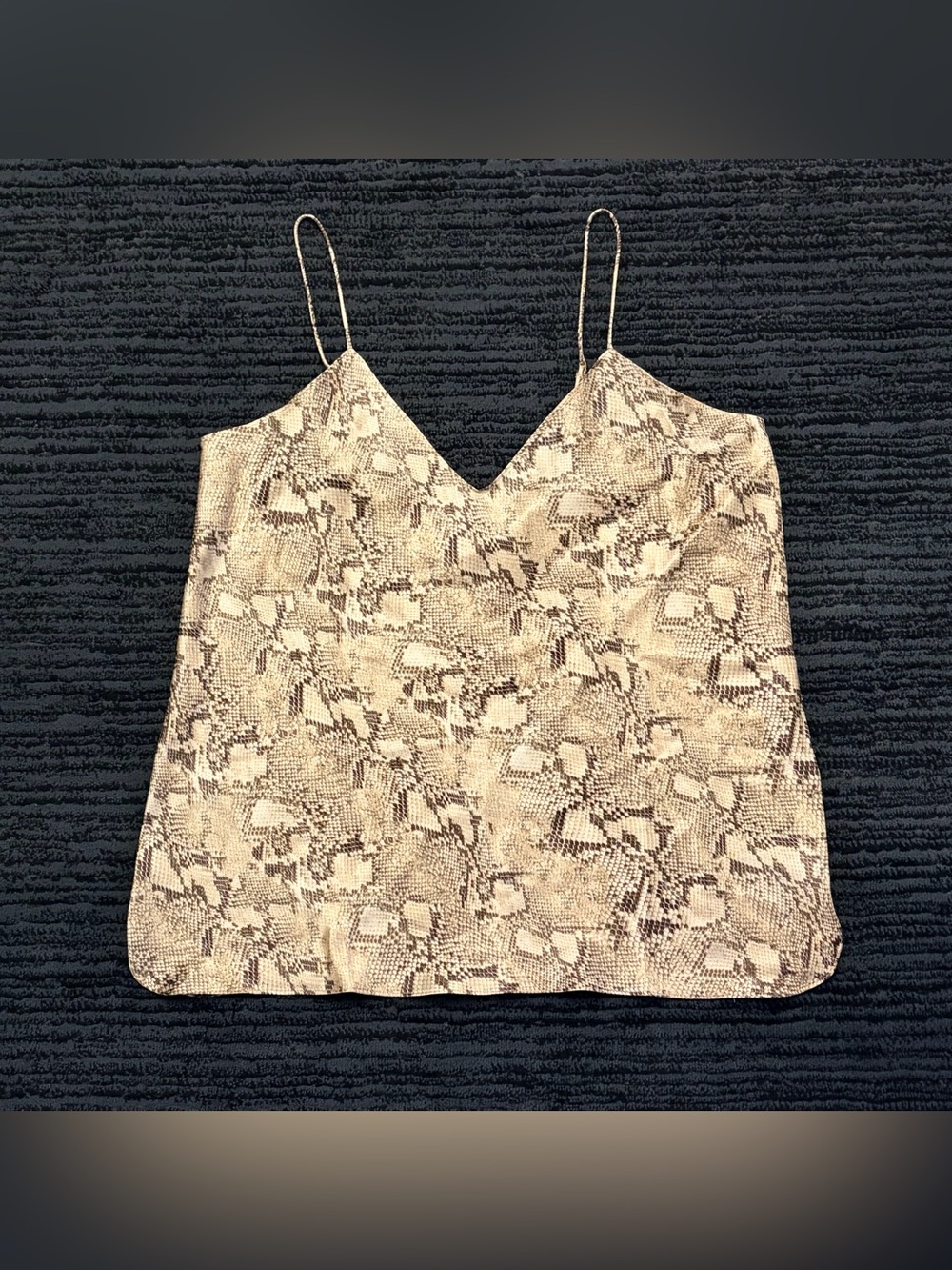 Banana republic Bliss Silk V-neck Snake Print Camisole Tank Top